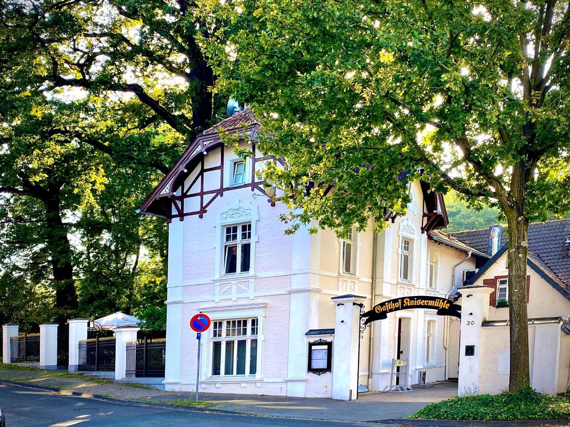 Historischer Gasthof Kaisermuehle - Hotel & Restaurant Viersen Zentrum Buitenkant foto